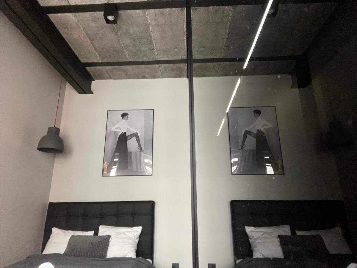 5 Star Apartments - Luxury & Comfort Еленя-Гура Экстерьер фото
